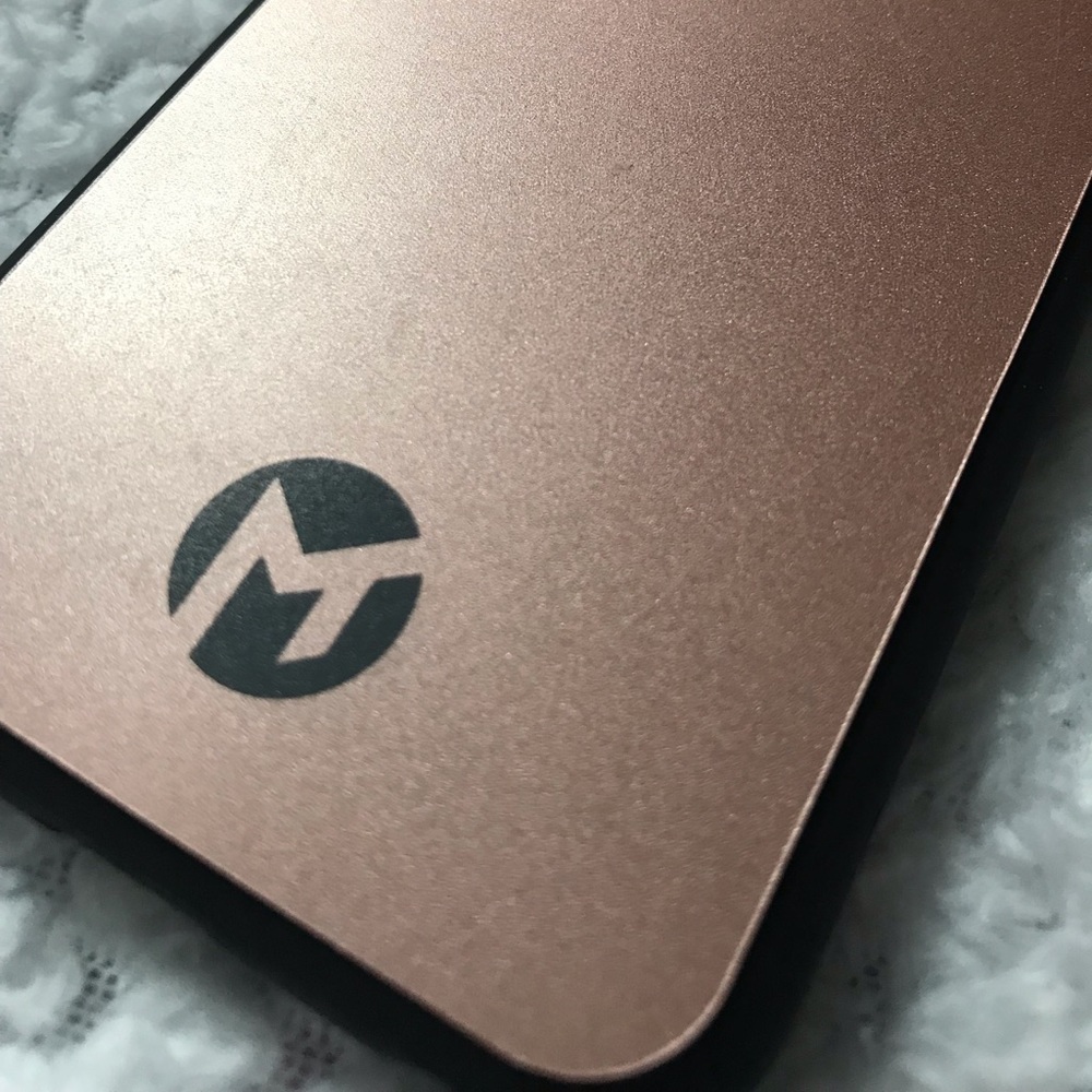 iPhone 7 case - Picture 2 of 3